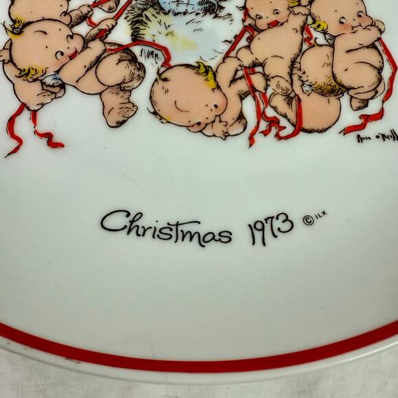 Kewpie VTG 1973 Christmas "Let Joy Be Everywhere You Are" Commemorative Plate - Picture 4 of 8